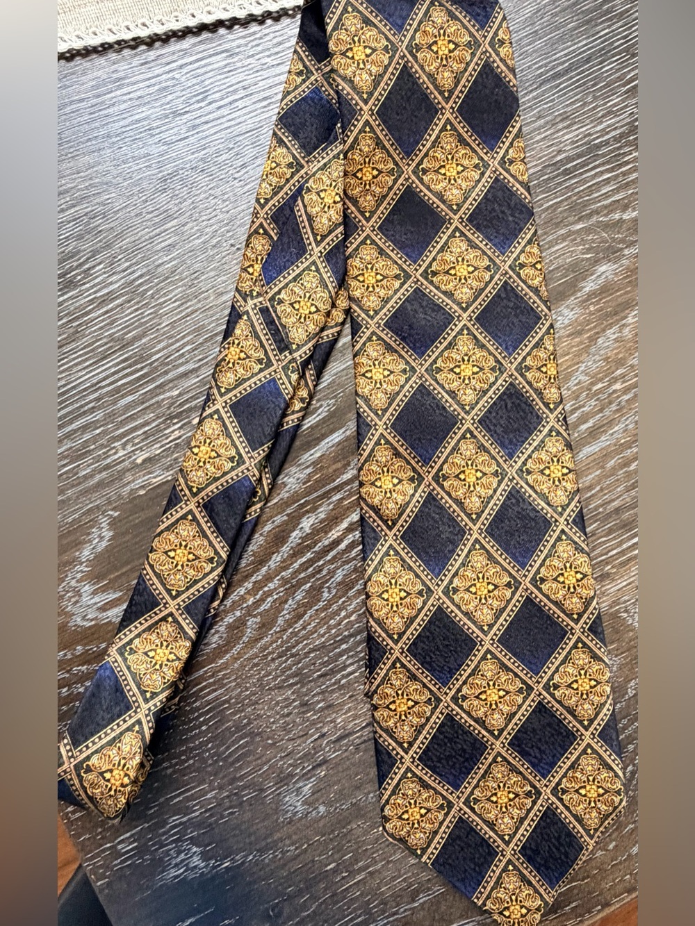 Vintage Chaps Ralph Lauren Multicolor 100% Italian Silk Men’s Tie